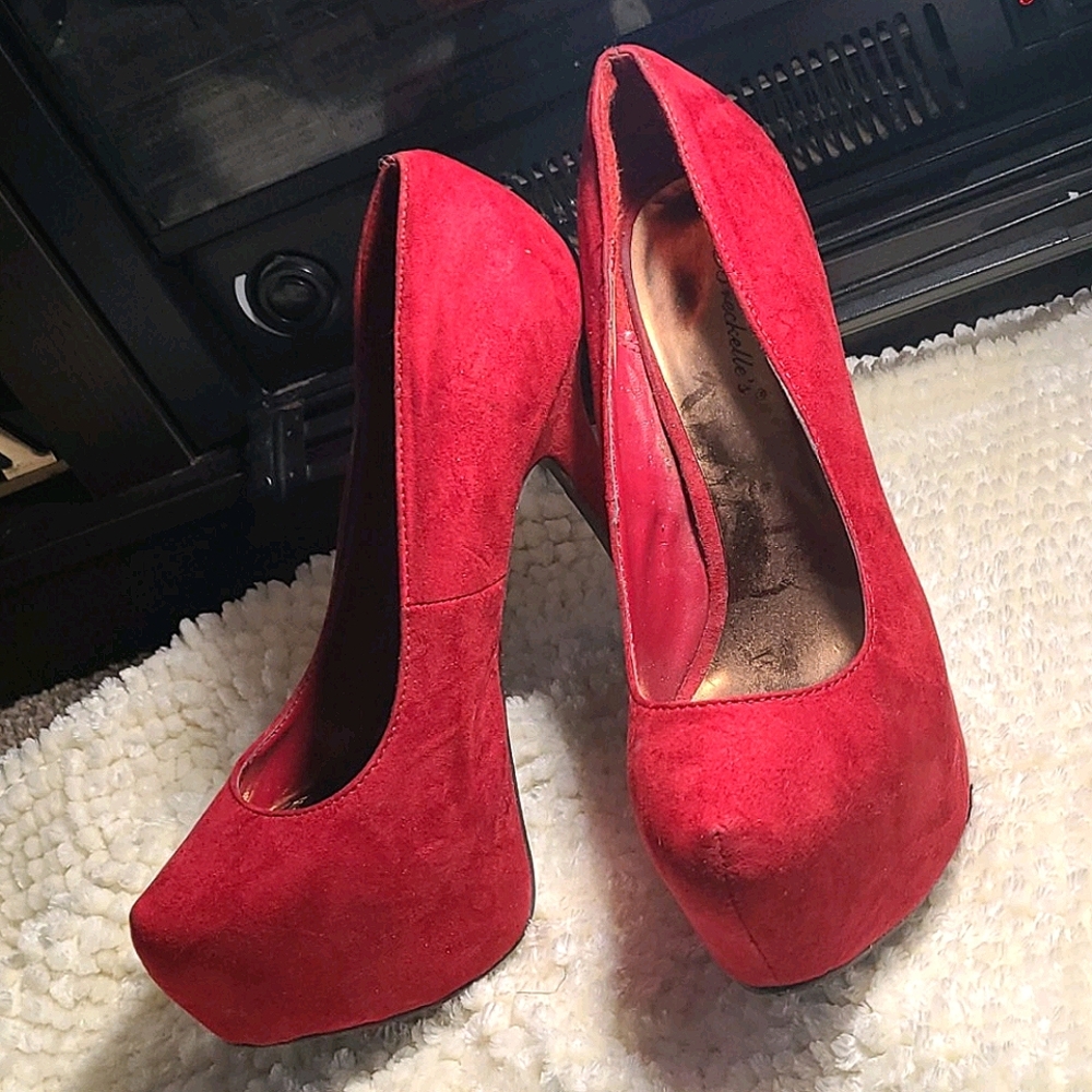 Red Shoe